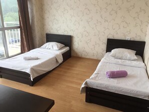 1 phР“Р†ng ngР±В»В§, bР“В n, bР“В n Р±В»В§i/dР±В»Тђng cР±В»Тђ Р±В»В§i quР±С”В§n Р“РЋo 