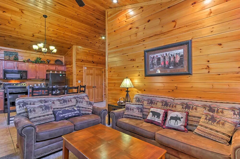 Gatlinburg Cabin close to everything with great views