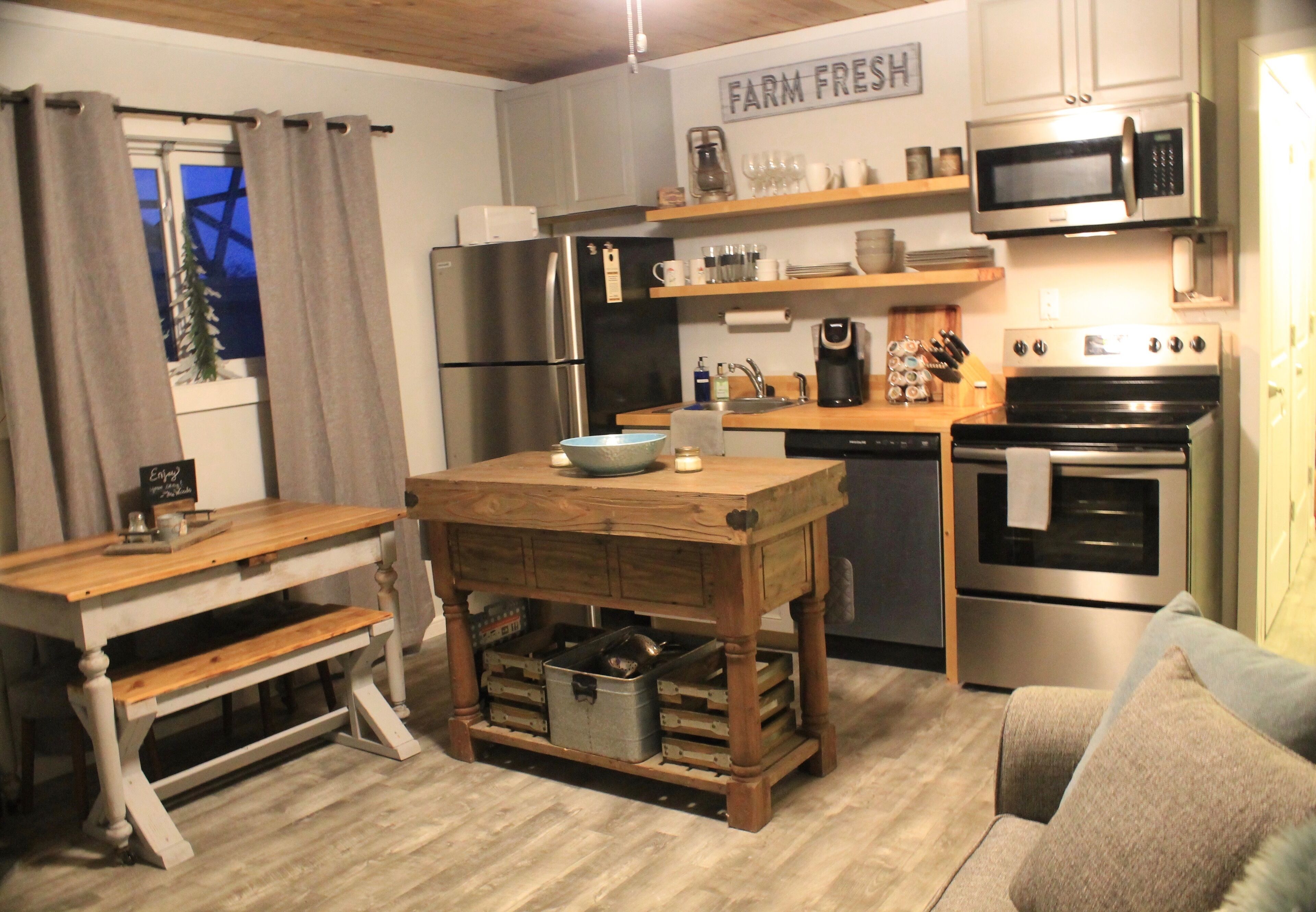 All New Cozy Resort Condo Pool Hot Tub Mini Golf Hiking Biking