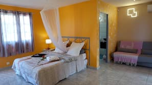 1 bedroom, iron/ironing board, free WiFi