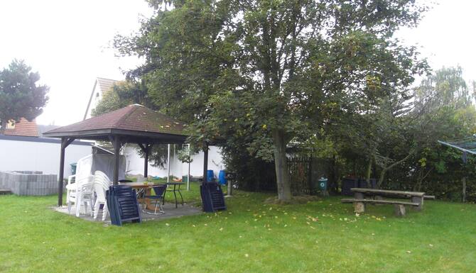 Apartment Near The Fair And The Helios Clinic With Garden Use And Parking Space 2021 Room Prices Deals Reviews Expedia Co Jp