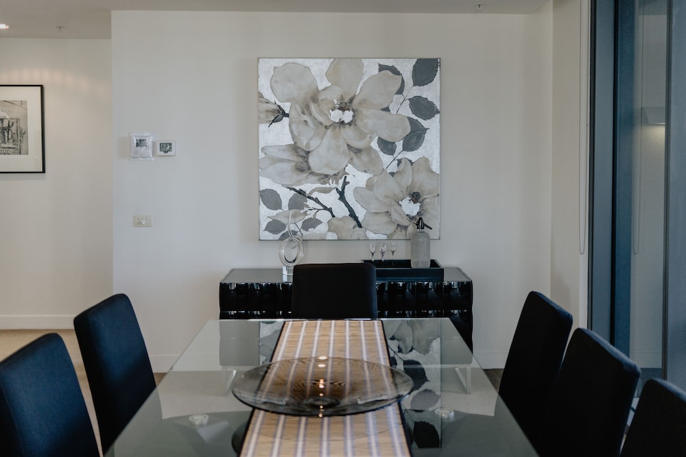 Exclusive Stays - Freshwater