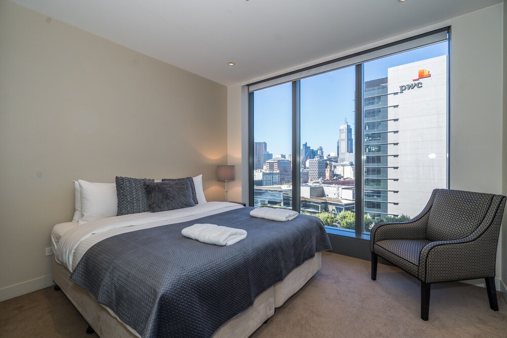 Exclusive Stays - Freshwater