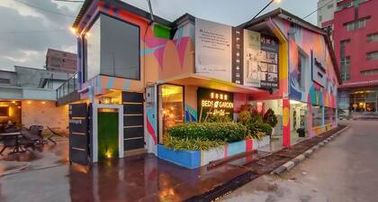 Beds In Garden Hostel Sdn Bhd