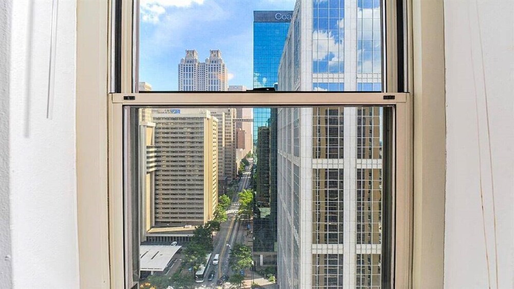 Modern Private High Rise Condo in Downtown ATL Atlanta Vrbo