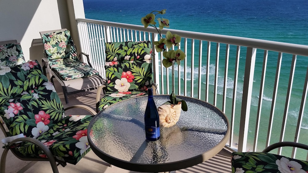 Beachfront 3 Bdr Condo Majestic Beach Resort Vrbo 3760016