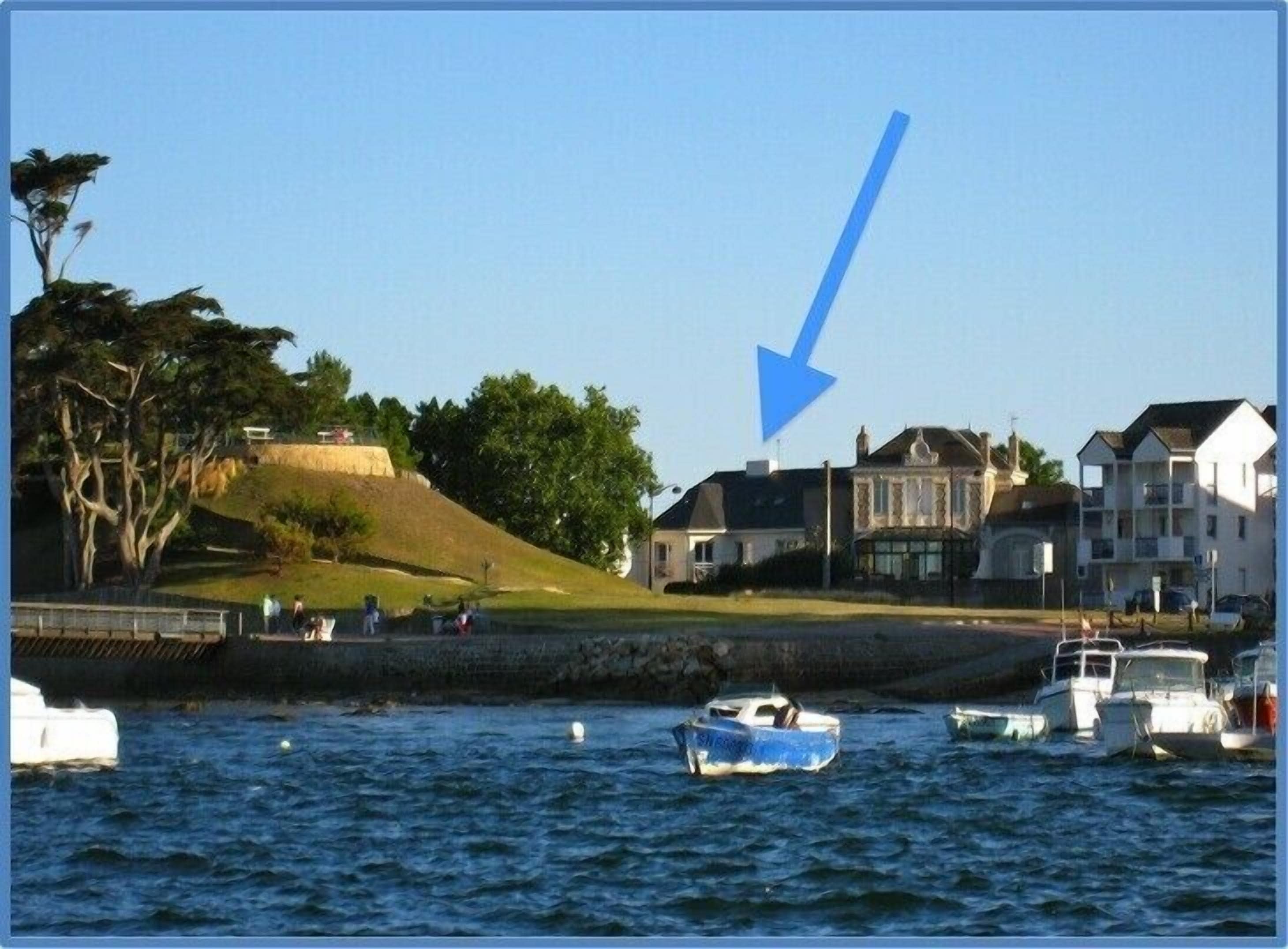 T3 4/5 Pax ON THE GROUND FLOOR, BY THE SEA, EVERY WALK OR BIKE, PARKING, WIFI in Le Croisic, France