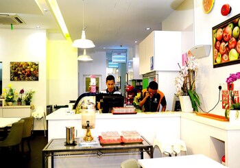 Alami Garden Apartment Homestay Reviews Photos Rates Ebookers Com