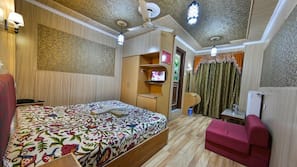 Individually decorated, blackout curtains, free WiFi, wheelchair access