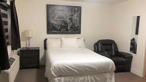 2 bedrooms, Egyptian cotton sheets, premium bedding, soundproofing