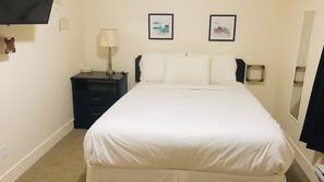 2 bedrooms, Egyptian cotton sheets, premium bedding, soundproofing