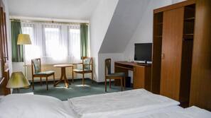 Schreibtisch, kostenloses WLAN