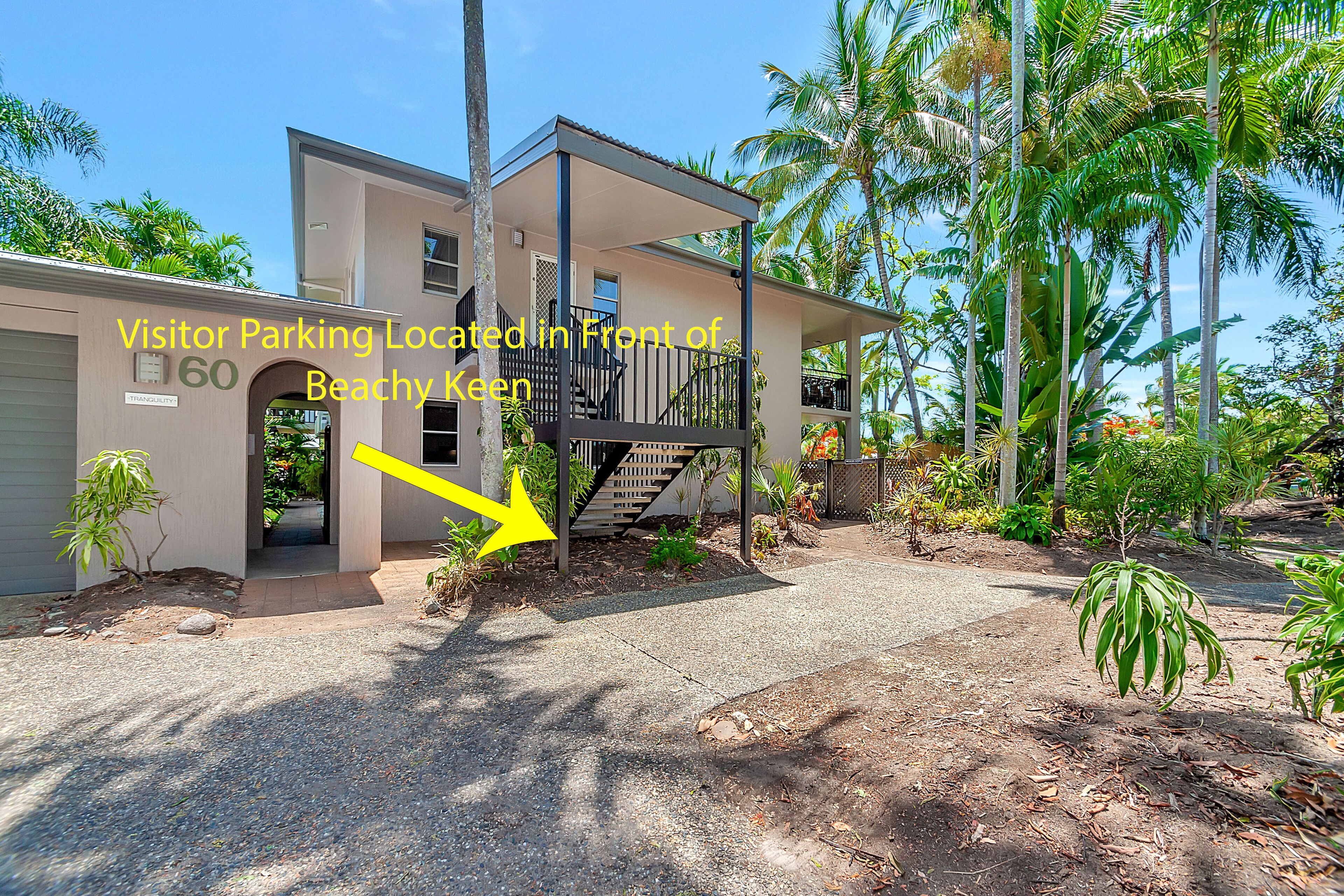 Beachy Keen, Beautiful & Spacious ☆Close To Everything☆Pool☆ WIFI☆BBQ, Courtyard