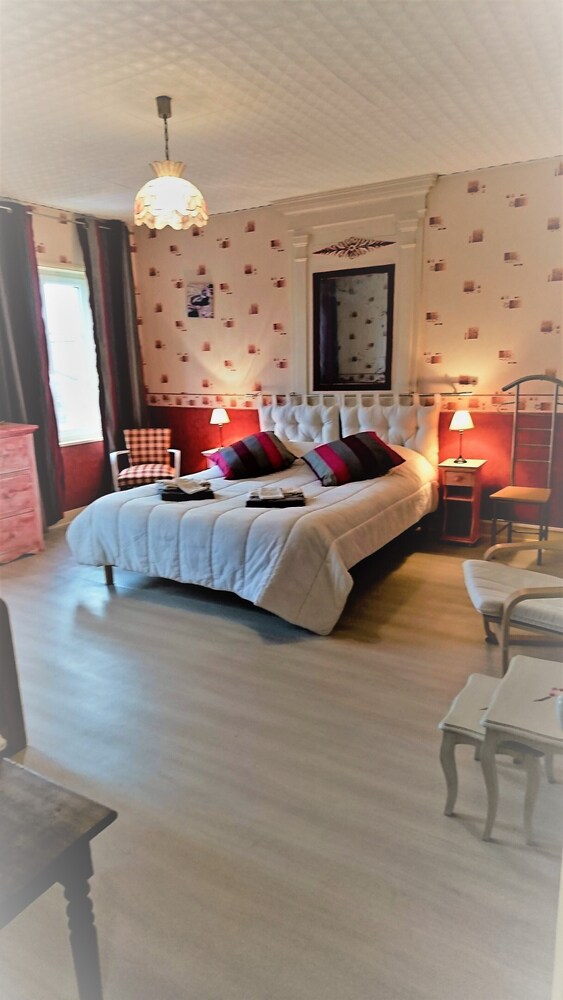 Joyeux Reveil Courseulles Sur Mer Fra Best Price Guarantee Lastminute Com Au Joyeux Reveil Courseulles Sur Mer Fra Best Price Guarantee Lastminute Com Au