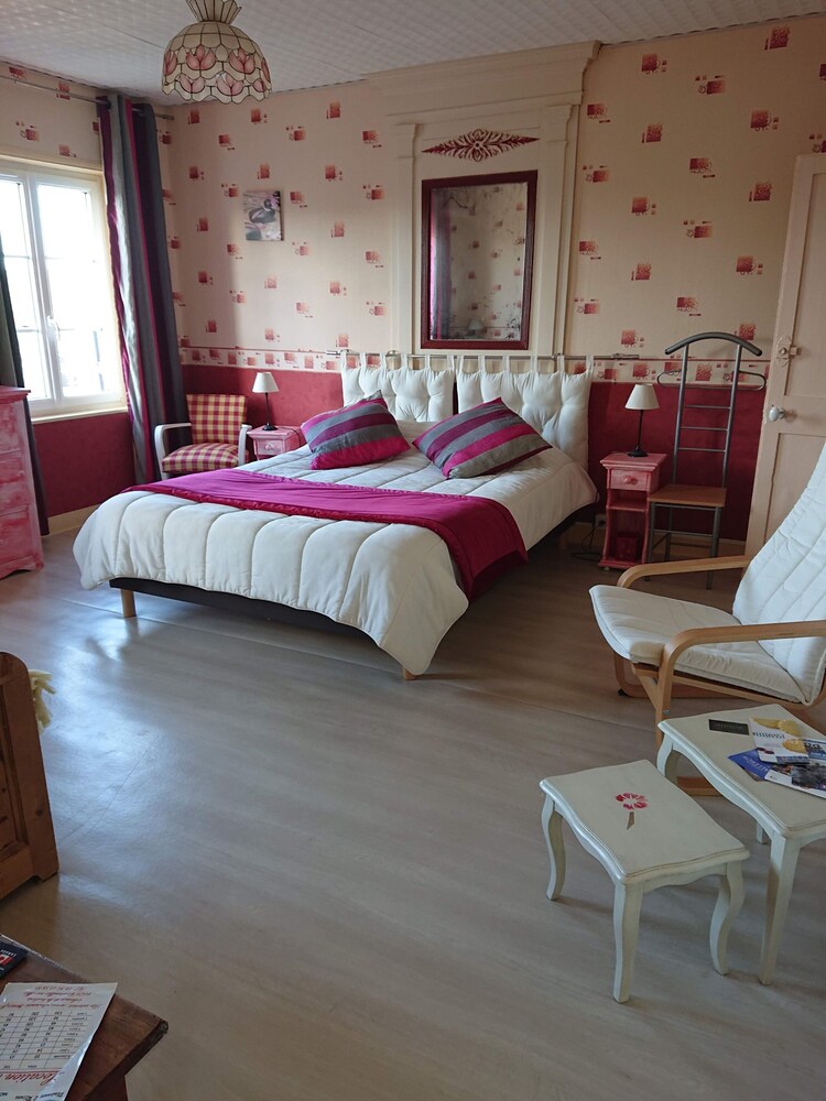 Joyeux Reveil Courseulles Sur Mer Fra Best Price Guarantee Lastminute Com Au Joyeux Reveil Courseulles Sur Mer Fra Best Price Guarantee Lastminute Com Au