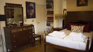 3 chambres, fer et planche à repasser, accès Internet, draps fournis