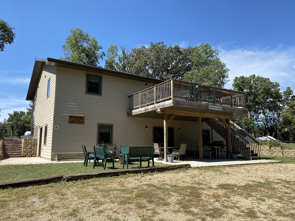 Exterior, NeSoDak Lake View Lodge on Lake Enemy Swim