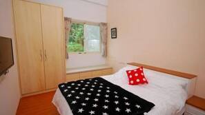 Desk, blackout drapes, free WiFi, linens