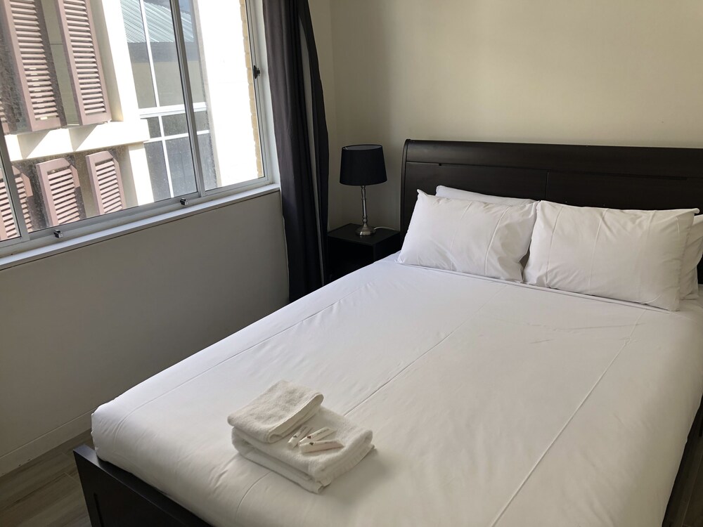 Manly Beachfront Apartment Manly Aus Best Price Guarantee