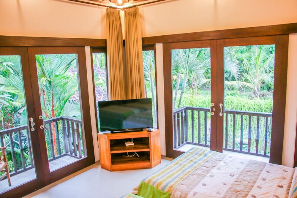 Villa Harmony In Blahbatuh Indonesia Expedia - 
