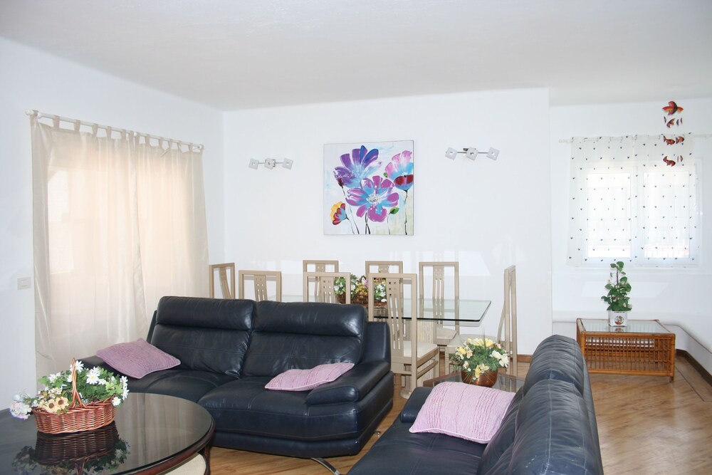 Private 5 Bed Villa In Playa Blanca Private Pool All Uk Tv