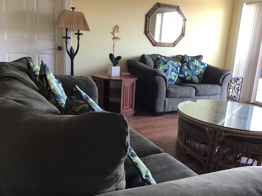 Brand new smart TV's in every bedroom  -  Brand New 55 inch TV in Living Room