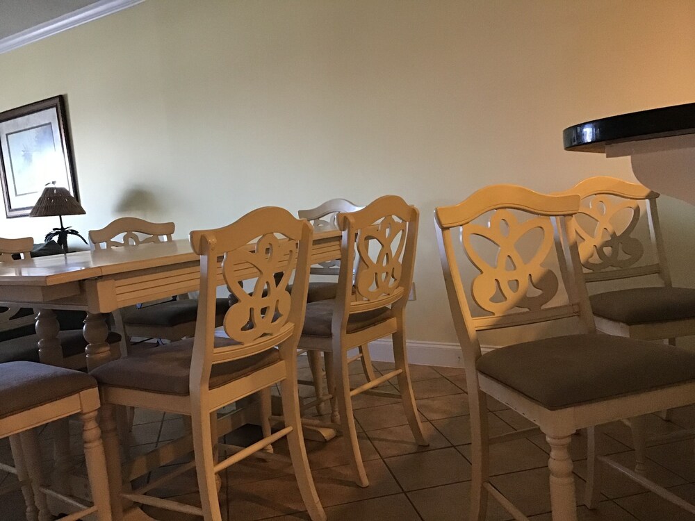 Brand new smart TV's in every bedroom  -  Brand New 55 inch TV in Living Room