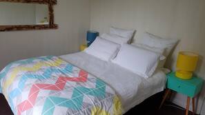 3 bedrooms, WiFi, linens
