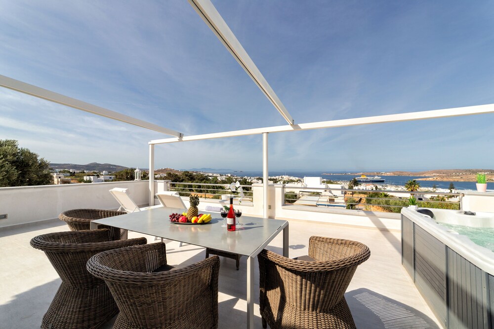 Luxury Villa Sunset View In Paros Hotel Rates Reviews On Orbitz