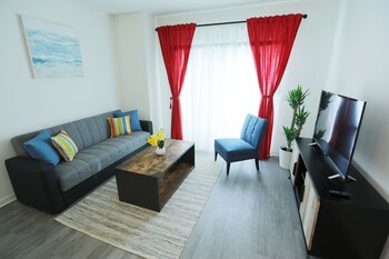 Hollywood Walk Residences