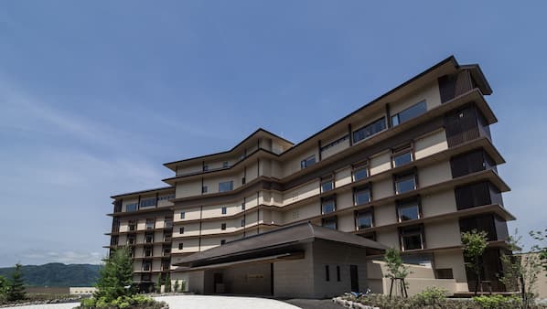 Foto Utama