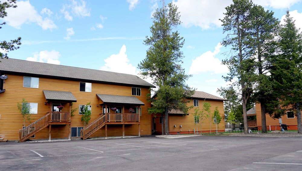 The Aspen in West Yellowstone Best Rates & Deals on Orbitz