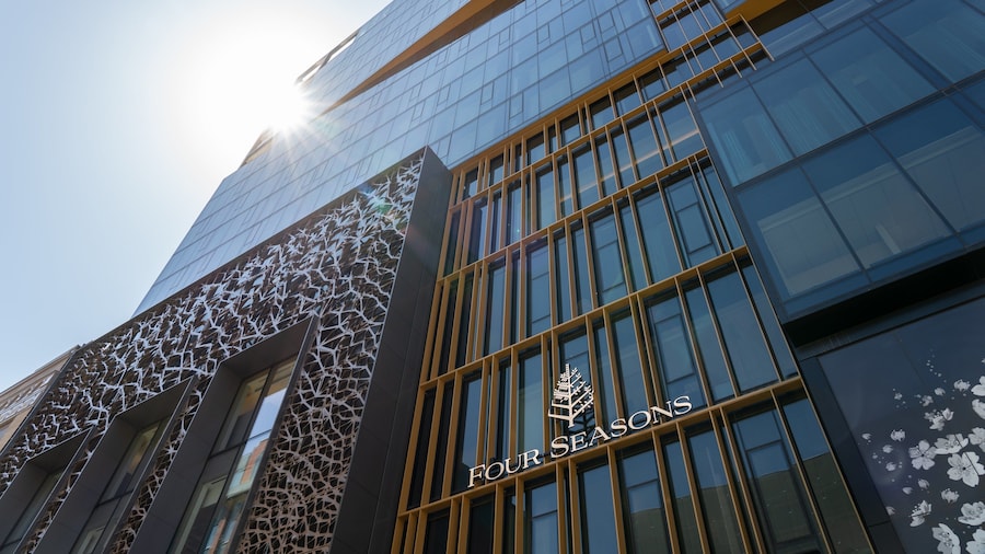 Four Seasons Montreal
