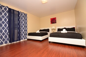 Hollywood Cozy Bedrooms