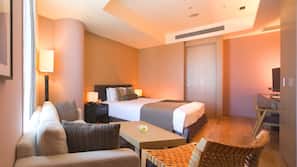 Premium bedding, down comforters, pillowtop beds, minibar