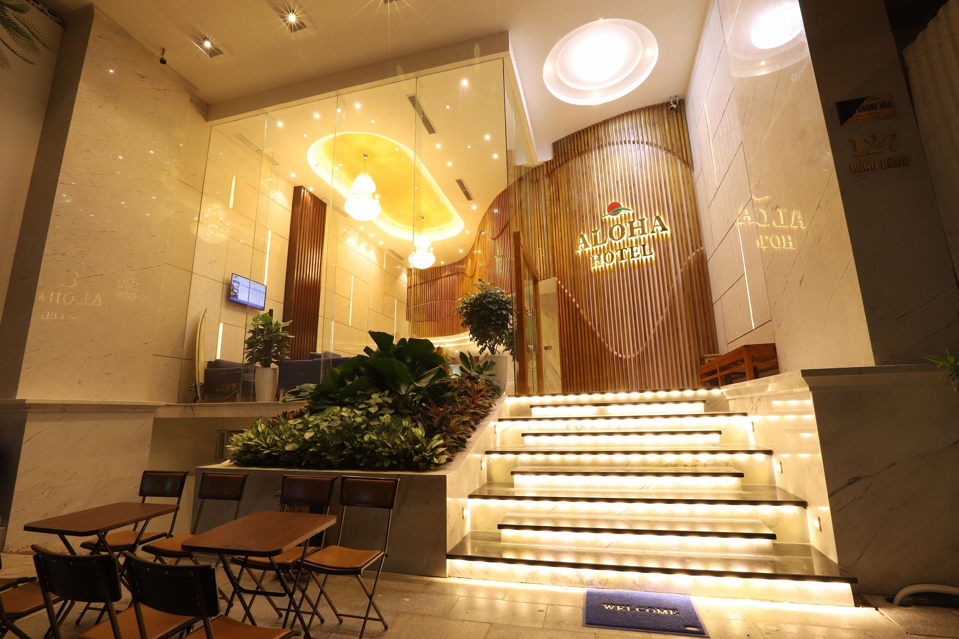 Aloha Hotel Nha Trang in Nha Trang, Vietnam | Expedia