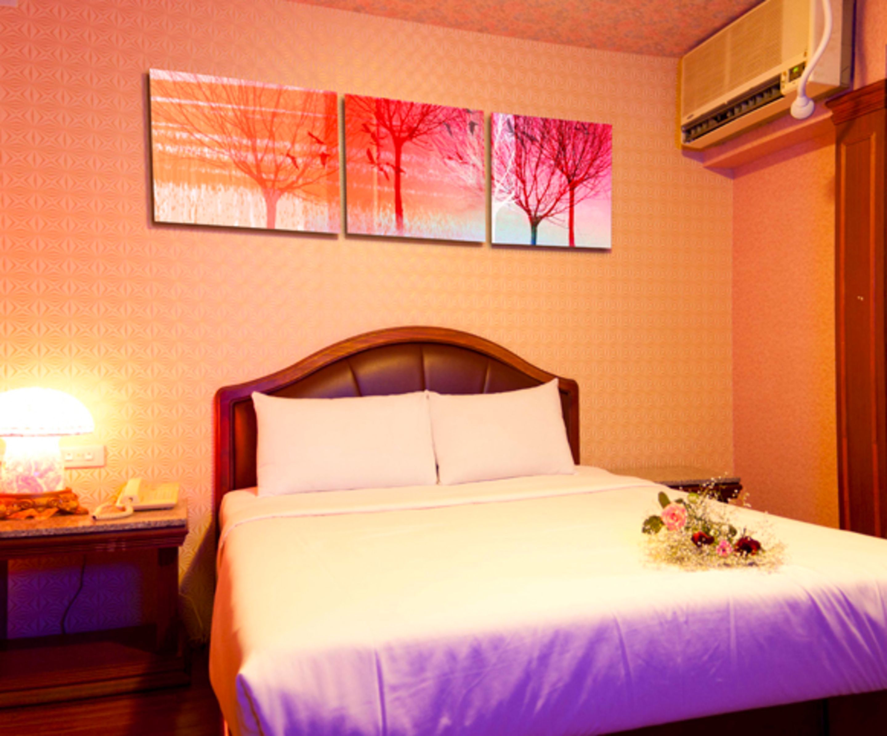 2021 限時飯店優惠 萊茵花園汽車旅館 Rhein Motel 五結 Expedia Com Tw
