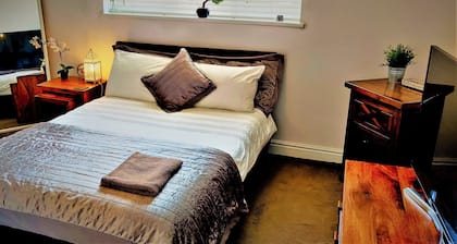 Freemantle Solent Lodge