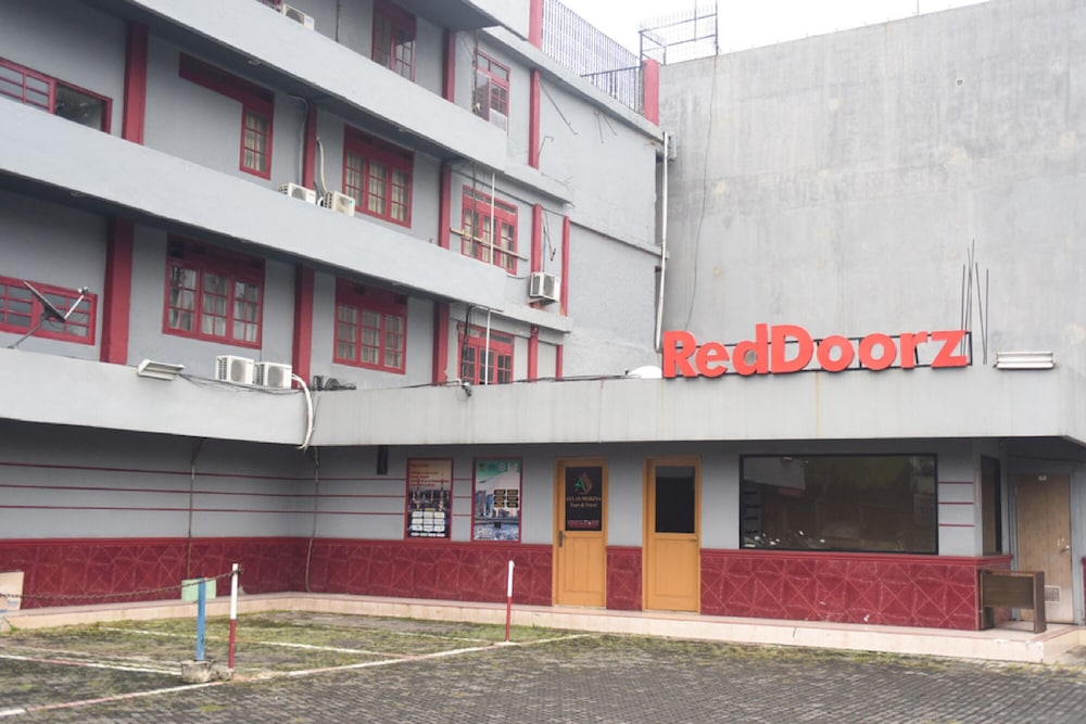 Reddoorz Plus Near Senen 2 In Jakarta Indonesia Expedia - 