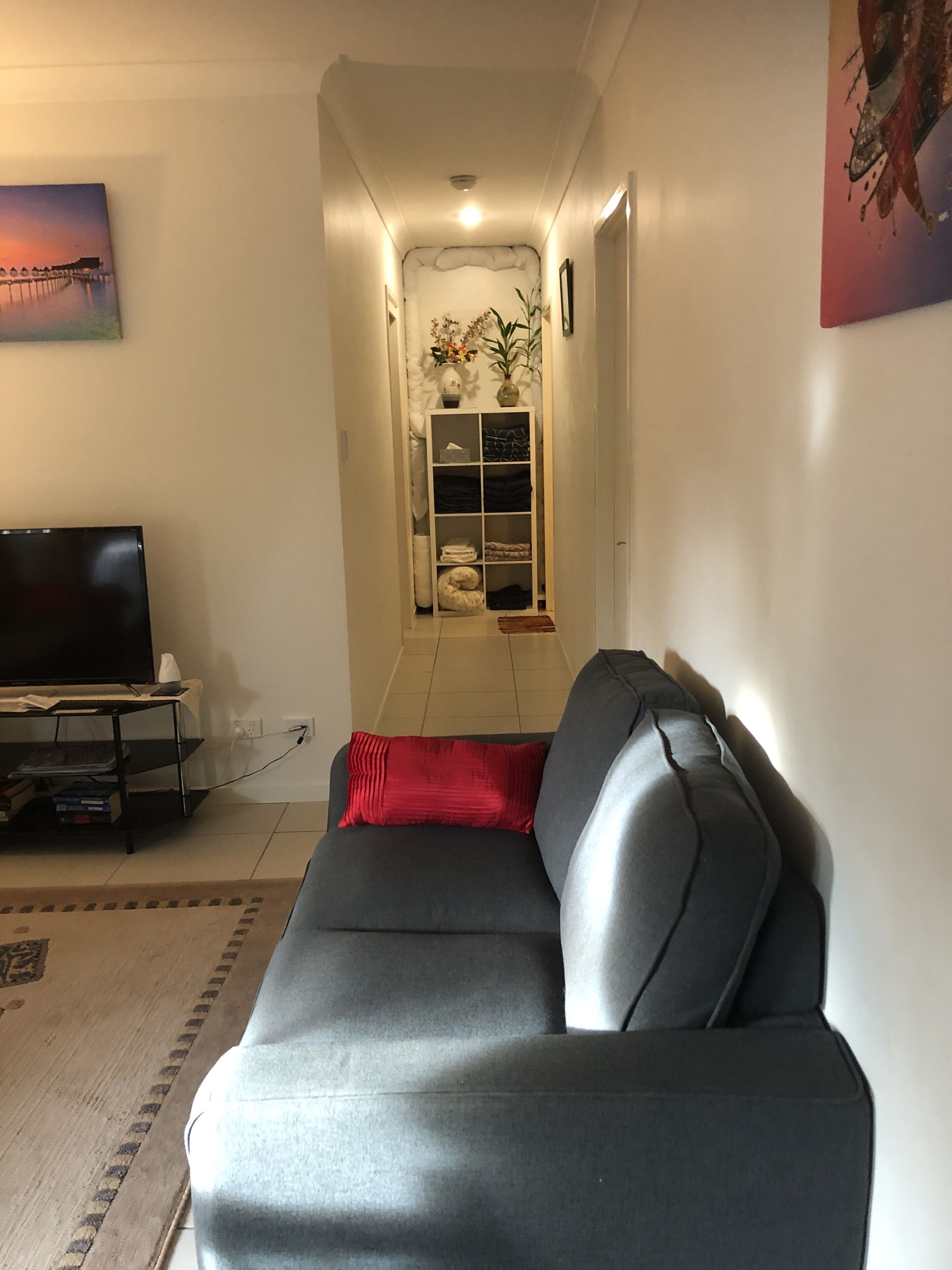 Private Self Contained 1 bed Accommodation With Bikes and Breakfast