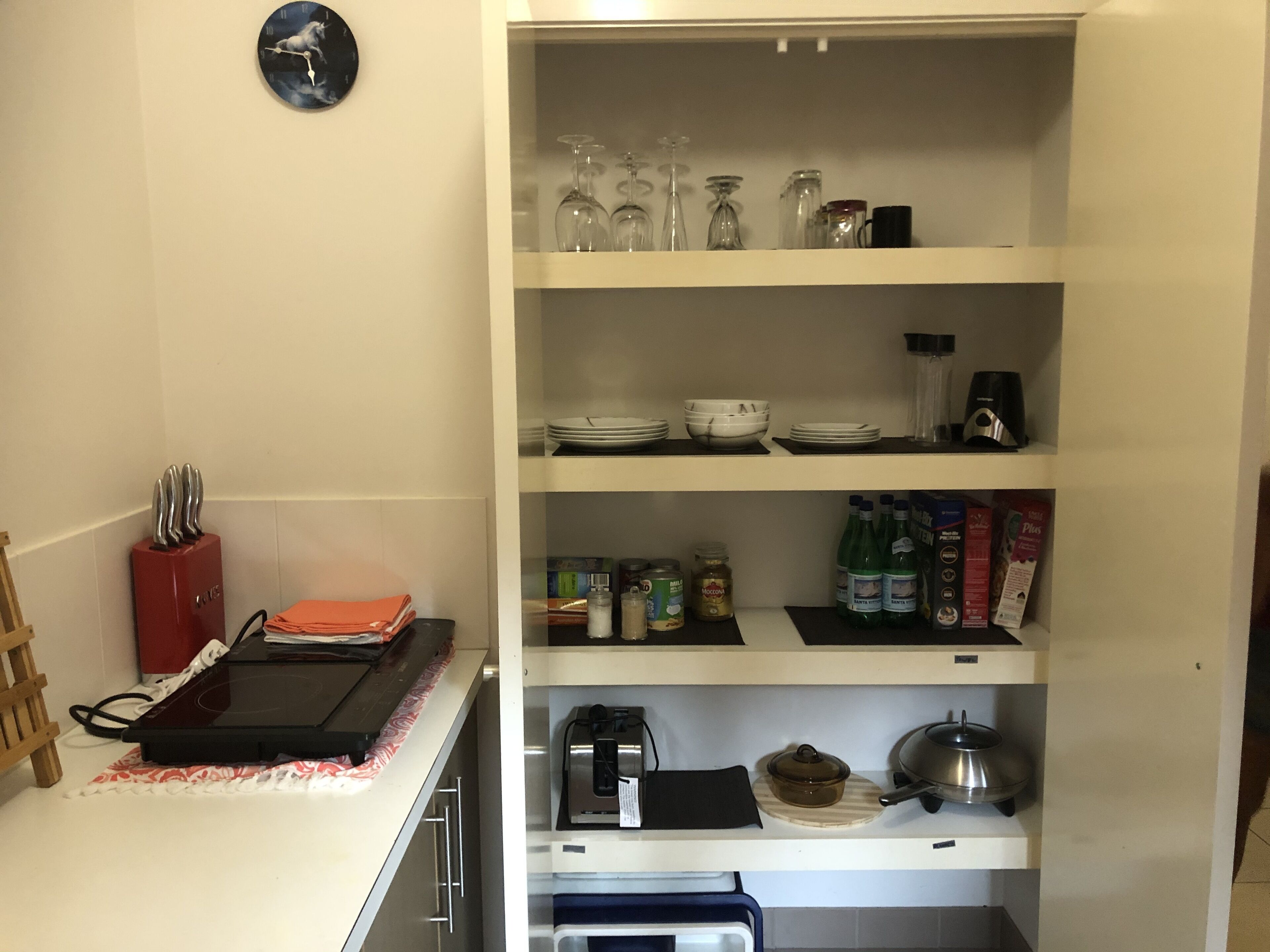 Private Self Contained 1 bed Accommodation With Bikes and Breakfast