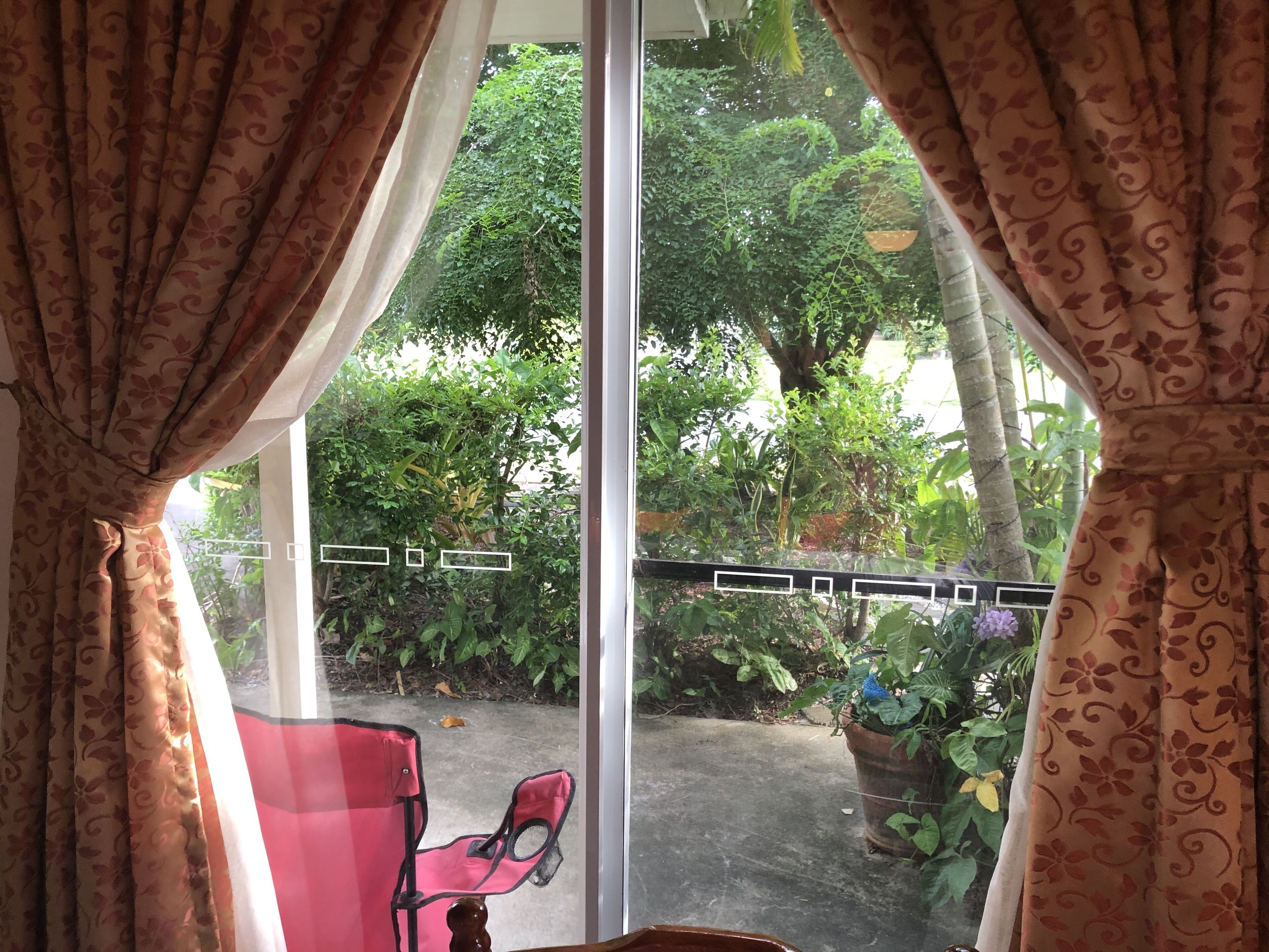 Private Self Contained 1 bed Accommodation With Bikes and Breakfast