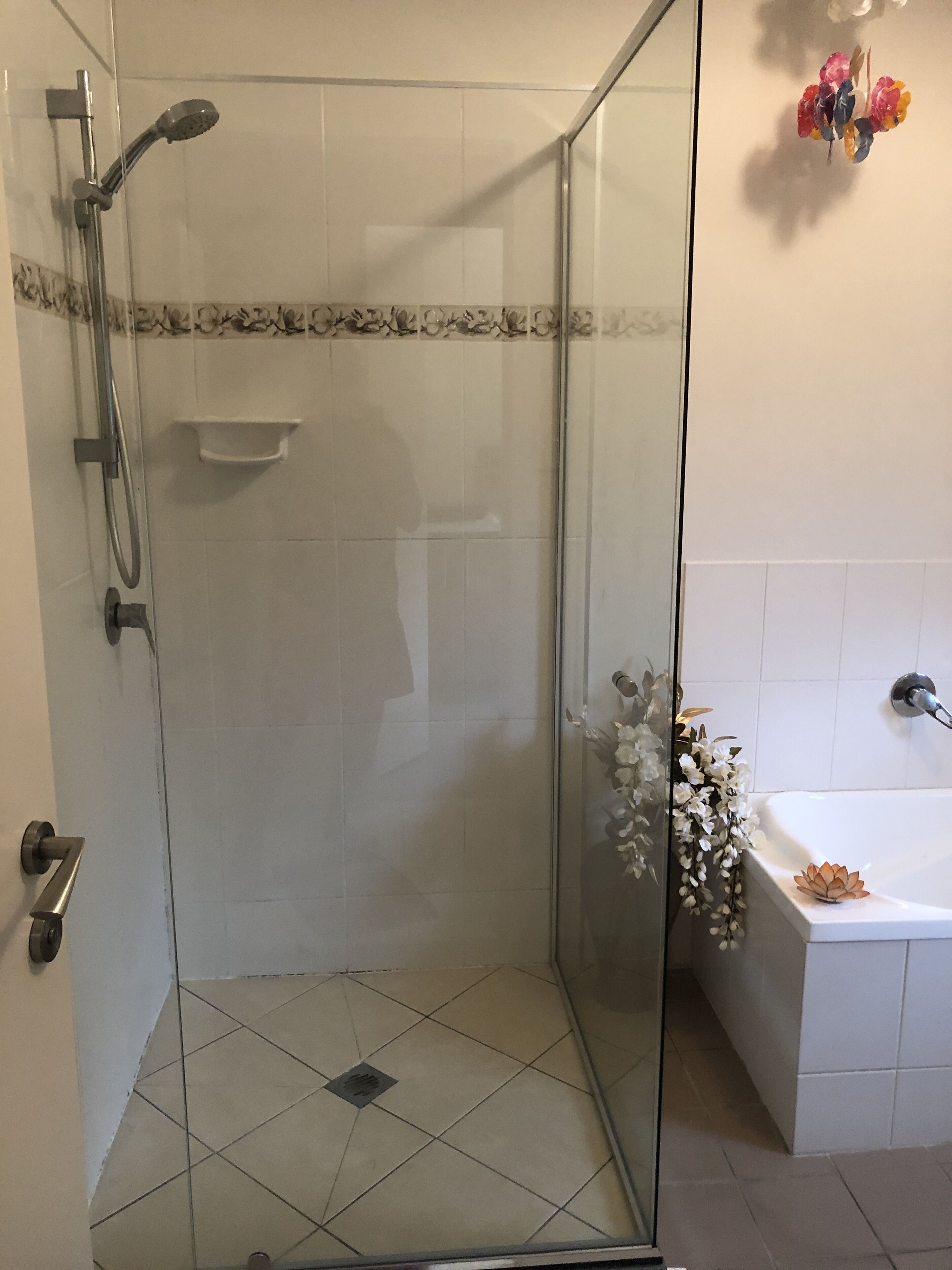 Private Self Contained 1 bed Accommodation With Bikes and Breakfast