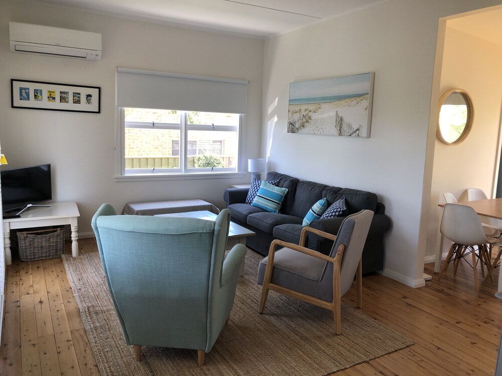 Shoal Cottage beach escape Deals & Reviews (Shoalhaven Heads, AUS