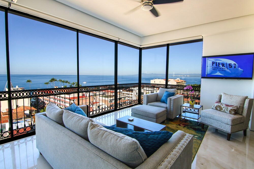 Luxury Oceanview Condo Floor To Ceiling Windows In Puerto