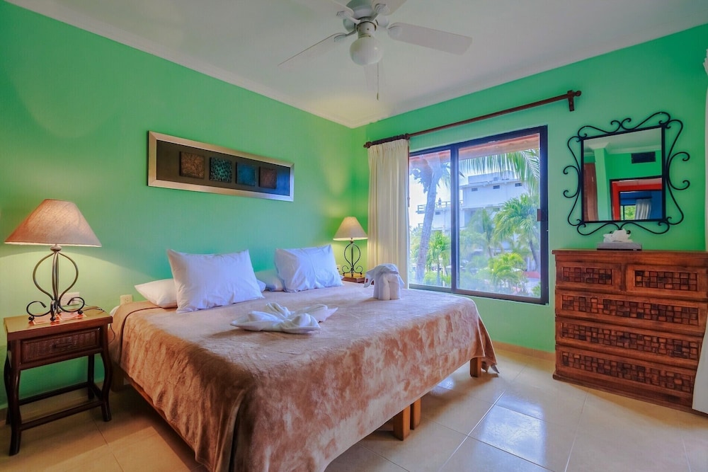 Nautibeach Resort Deluxe Condo Isla Mujeres Vrbo