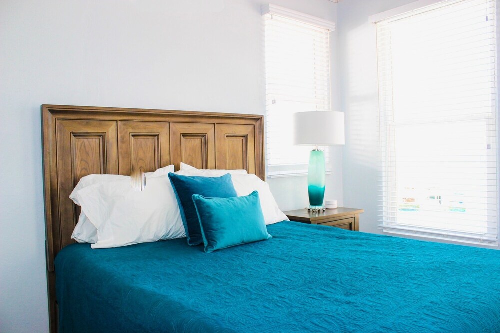 Pink House Villas Beautiful Oceanfront House Jost Van Dyke Vrbo