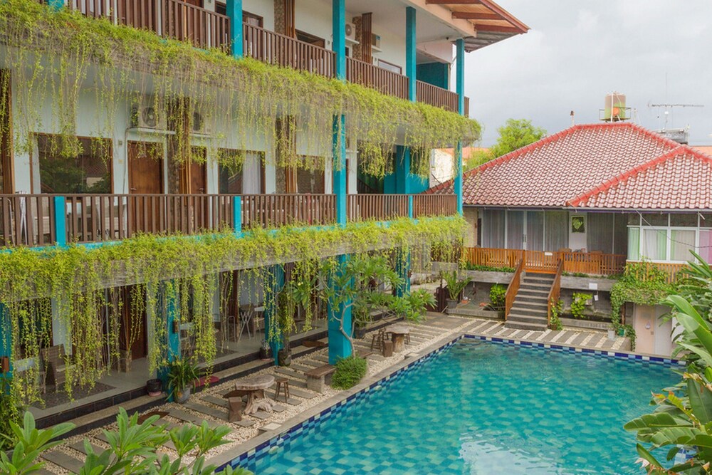 Reddoorz Plus Near Pantai Barat In Pangandaran Hotel Rates
