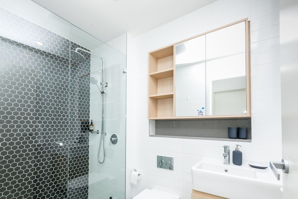 Spacious Bright Apartment
