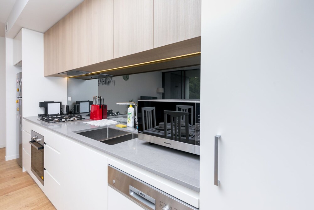 Spacious Bright Apartment